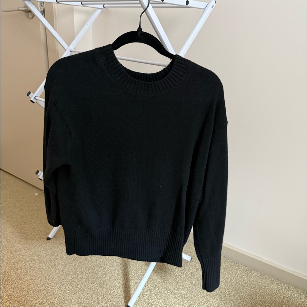 Banana Republic Black Women's Sweater